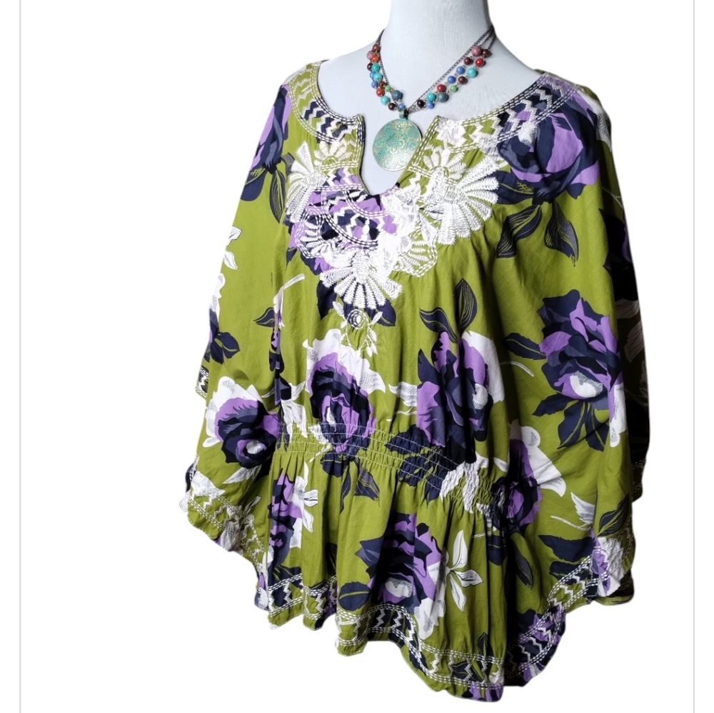 Elle Vibrant Green and Purple Bohemian Look Floral Kafton Top Size 22W/24W